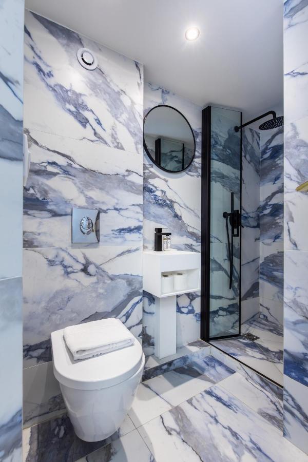 Cmg - Studio Montmartre 14